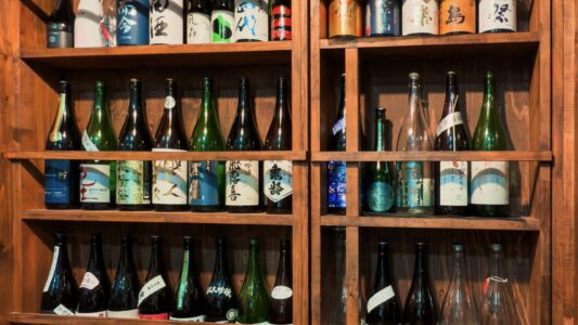 その日本酒の注文、どこか違和感…？ちょっと推理してみた話